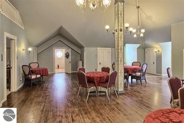 230 Wellington Street, Traverse City, MI 49686